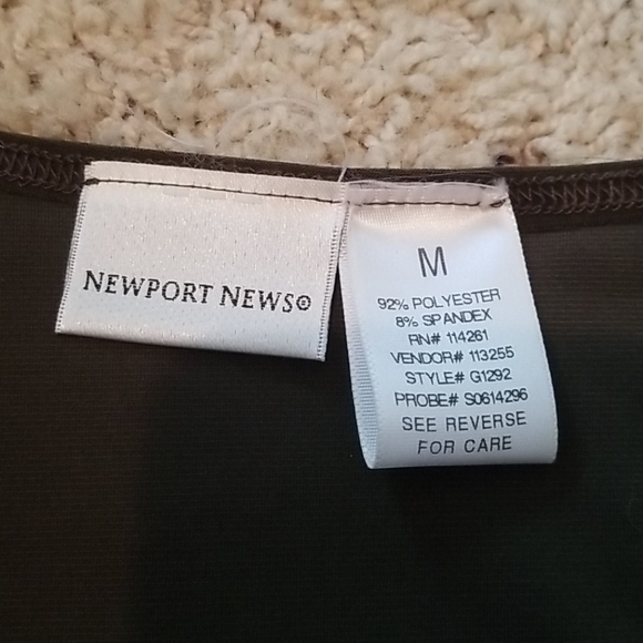 Green flutter sleeve top - Picture 4 of 4